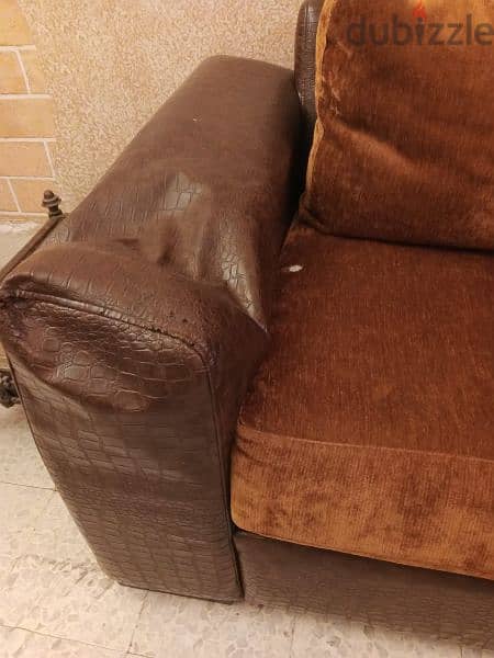 طقم كنابيات للبيع ٣+٢+١ 7