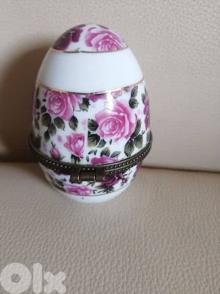 porcelain floral egg 3