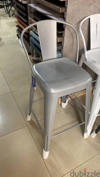 كراسي مطعم مفروشات مكتبيه كراسي العاب طاولات سفره 5