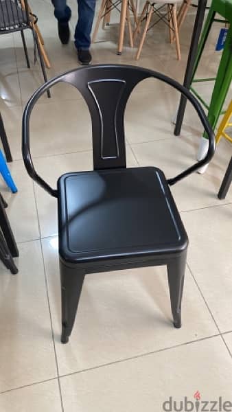 كراسي مطعم مفروشات مكتبيه كراسي العاب طاولات سفره 7