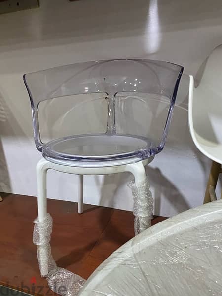 كراسي مطعم مفروشات مكتبيه كراسي العاب طاولات سفره 16