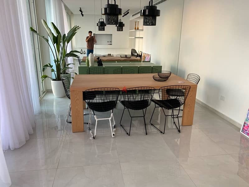 كراسي مطعم مفروشات مكتبيه كراسي العاب طاولات سفره 17