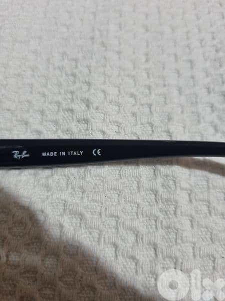rayban  sunglasses  original price was 280 8