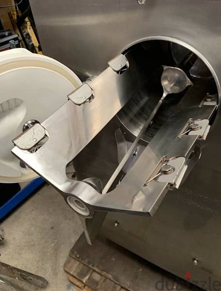 جمادات مع طباخات بوظة ايطالية BRAVO Batch freezer مستعملة واردة حديثاً 3