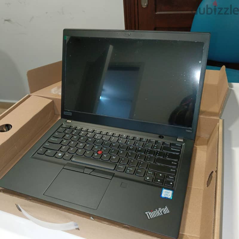 لابتوب جديد Boxed Refurbished t490s thinkpad lenovo 14'' 8gb 256gbnvme 9