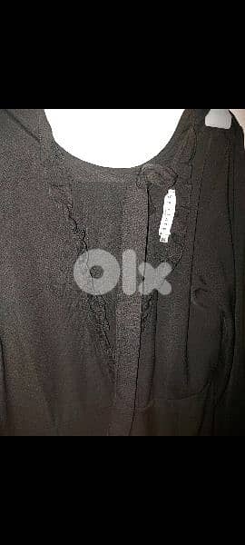 للبيع فستان نسائي ماركة 0