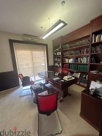 Elegant Fully furnished Office in Badaro - 5 Rooms