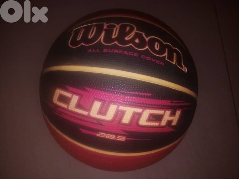 Wilson clutch 28.5 all surface cover basketball 0