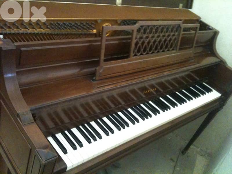 Piano Yamaha 8