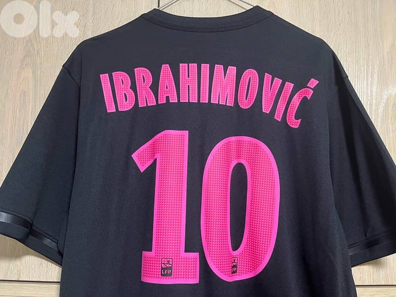paris saint germain ibrahimović 10 black special edition  nike kit 0