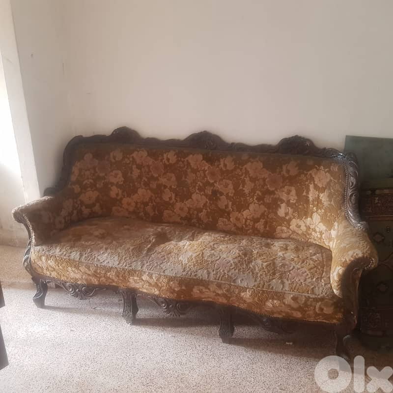 Vintage High Quality Sofas and Chairs 0