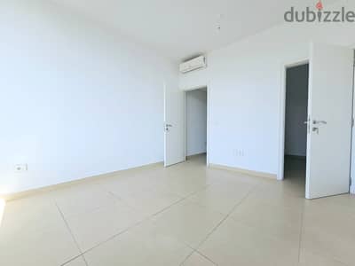 AH-HKL-099 High floor office with sea view in Clemenceau is for rent