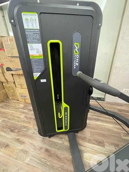 DHZ Shoulder Press 3