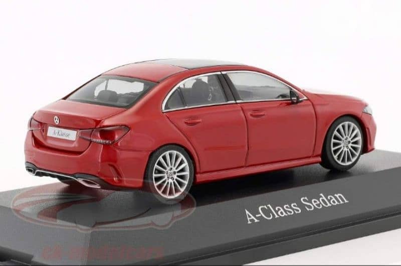 Mercedes A- Class Sedan diecast car model 1;43. 3