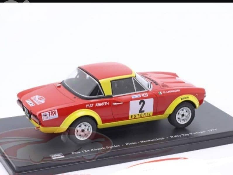 First Abarth 124 (Rally Portugal 1974) diecast car model 1:24. 4