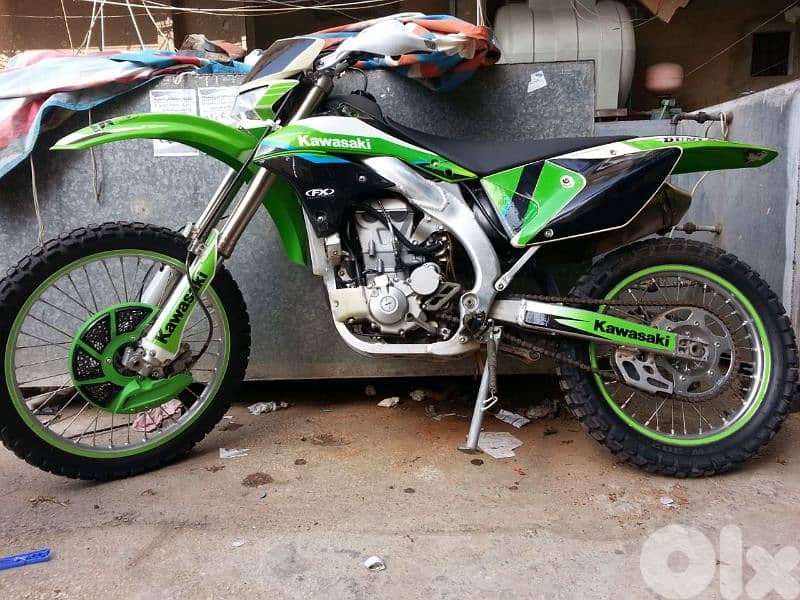 Kawasaki KLX450R - Motocross- Dirt Bike 1