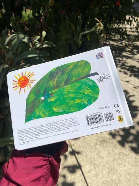 The very Hungry Caterpillar original children book hardcover 1