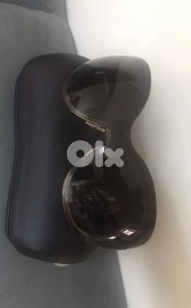 Authentic Chanel sunglasses 0