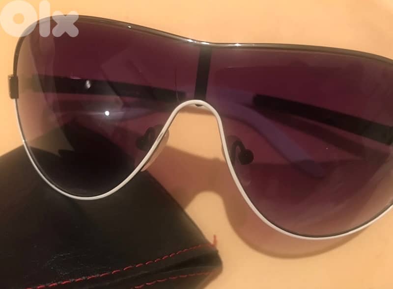 Sunglasses from Trendy Italy 1