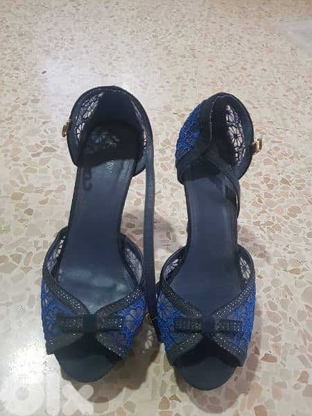 Navy blue shoes size 39 0