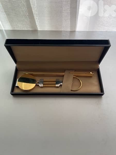 Stylo a bille et son porte-clef 0