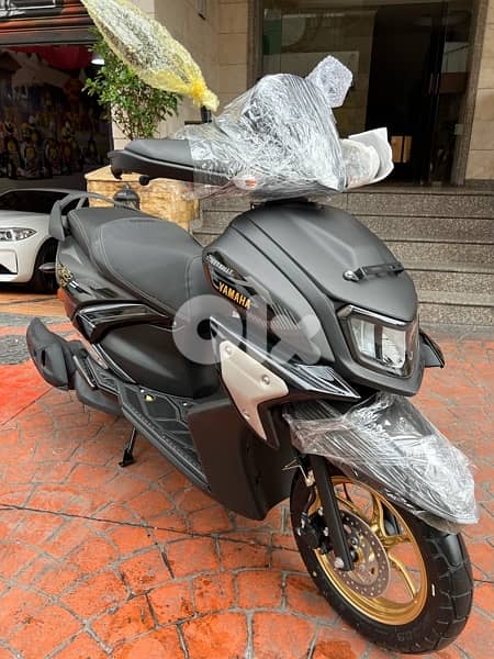 yamaha Ray zr Street rally Hybrid 125 cc 9