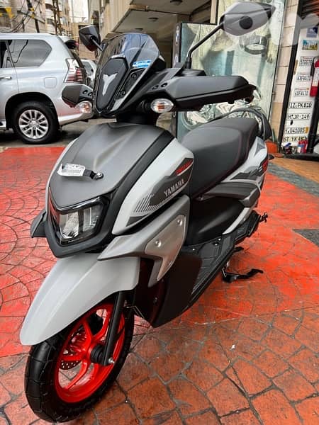 Yamaha Ray zr Street rally hybrid 125 cc 10