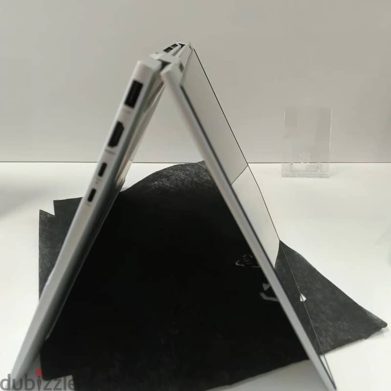 Certefied Refurbished Laptop HP X360 ENVY 15T-EW000 i7 12th gen 16gb 1