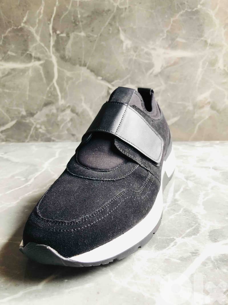 Divarese Best Black Sneakers 2