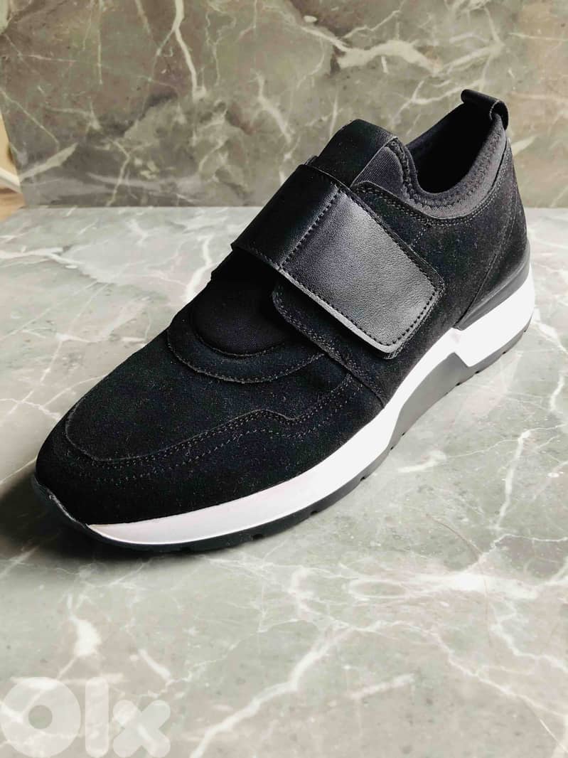 Divarese Best Black Sneakers 1