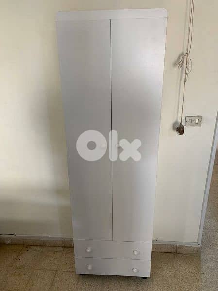 خزانة 60 سم 0