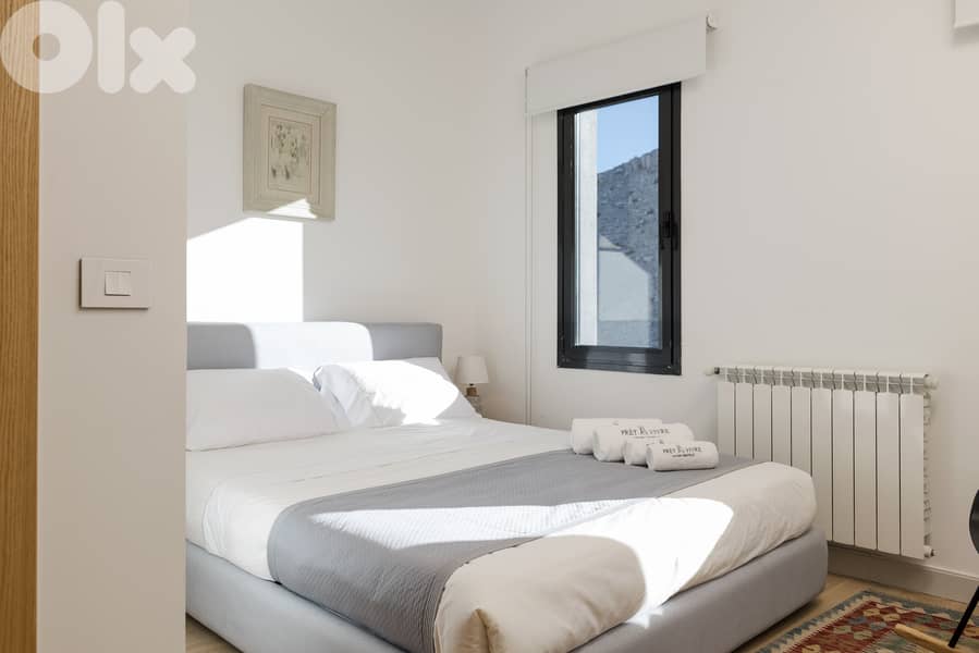 Stylish 3 Bedroom Chalet in Tilal Faqra 8