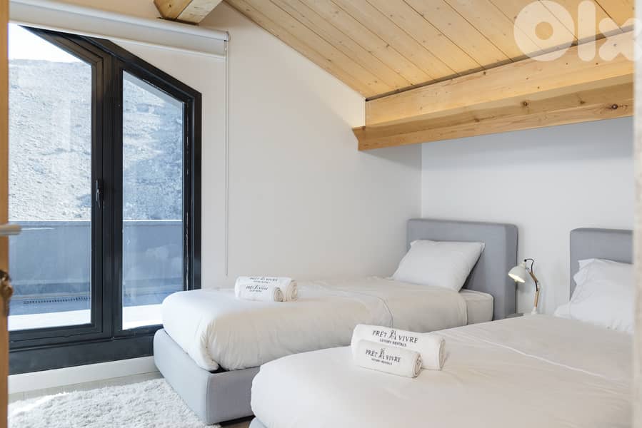 Stylish 3 Bedroom Chalet in Tilal Faqra 14