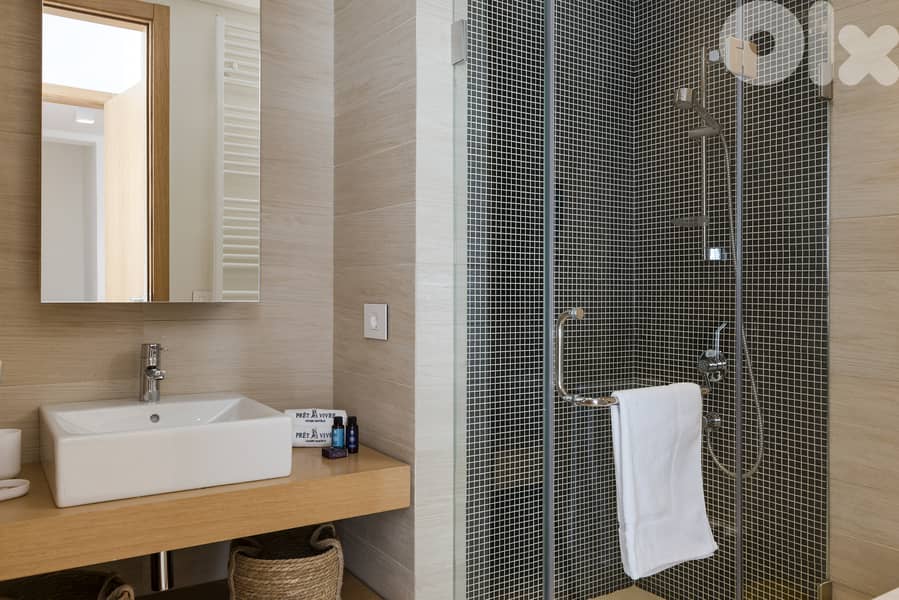 Stylish 3 Bedroom Chalet in Tilal Faqra 17