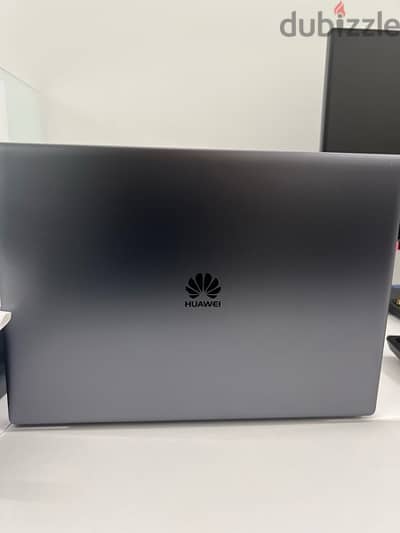 Huawei matebook x pro touch screen i7 16GB 512GB