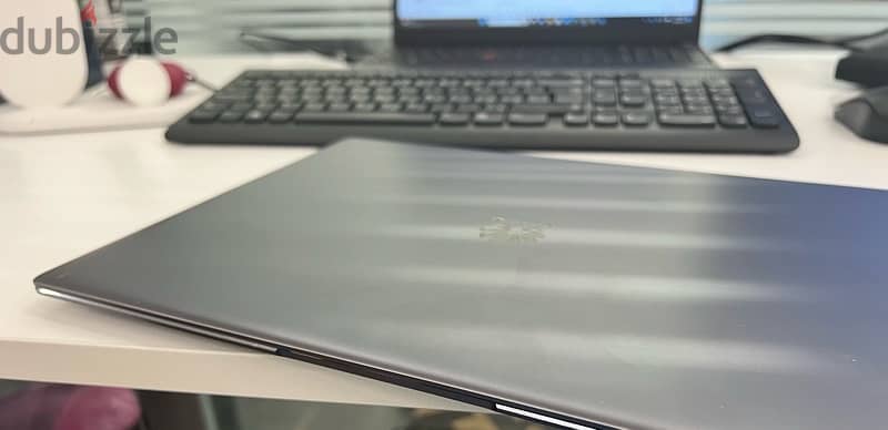 Huawei matebook x pro touch screen i7 16GB 512GB 4