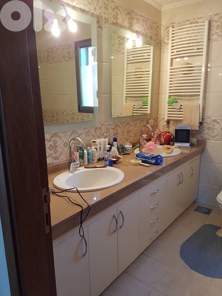 Lux 1150m2 family residence (villa)in the beautiful area Dhour Chweir 7