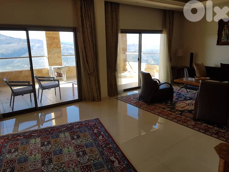 Lux 1150m2 family residence (villa)in the beautiful area Dhour Chweir 11