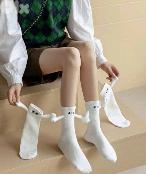 hilarious holding hand socks 0