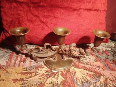 شمعدان قديم برونز مختوم