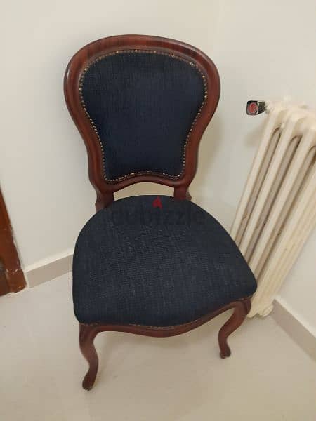 TRUE ANTIQUES 6