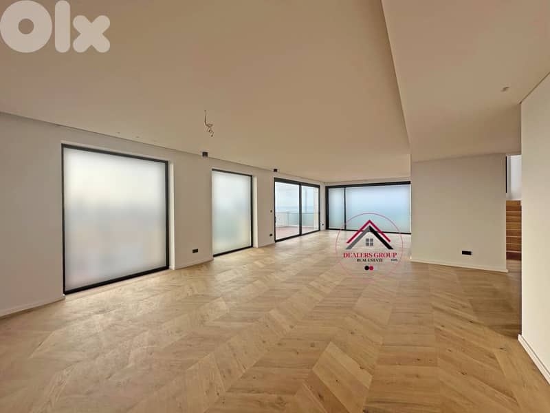 Private Pool ! Prestigious Penthouse for Sale in Saifi 0