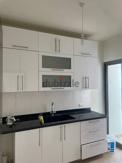 Apartment for sale in RAS OSTA شقة للبيع في راس كوستا