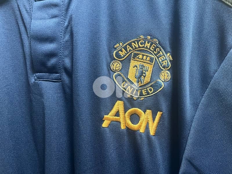 manchester united adidas kit Aon for 5 usd 1