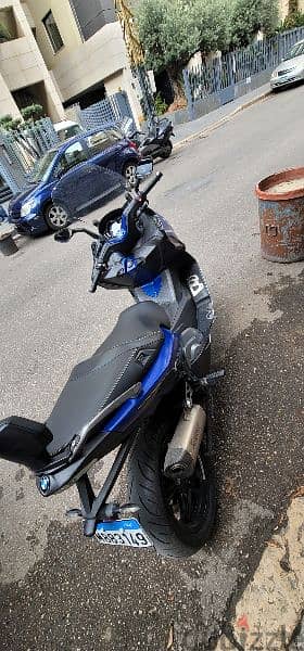 bmw c600 scooter great condition 1