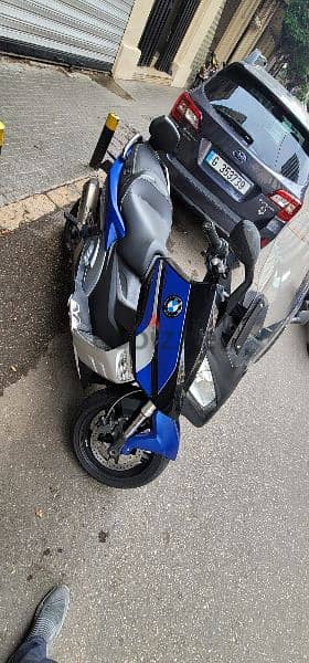 bmw c600 scooter great condition 4