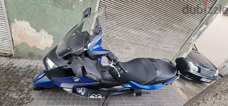 bmw c600 scooter great condition 9